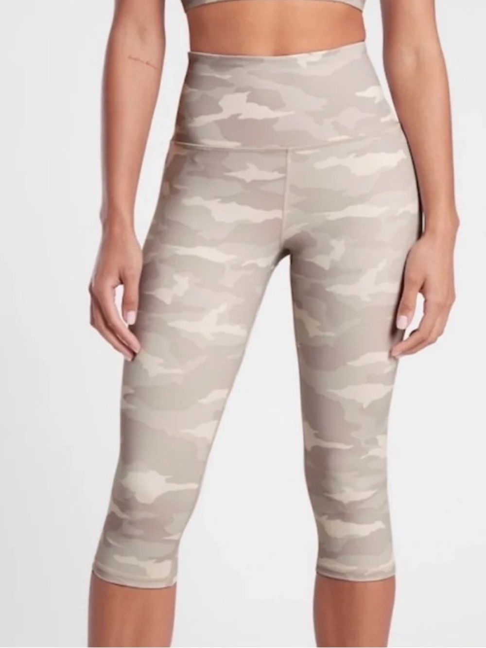 Athleta elation camo crop leggings